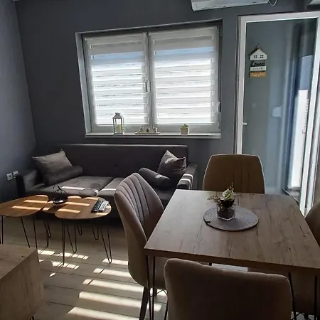 아파트 018 소코 반자